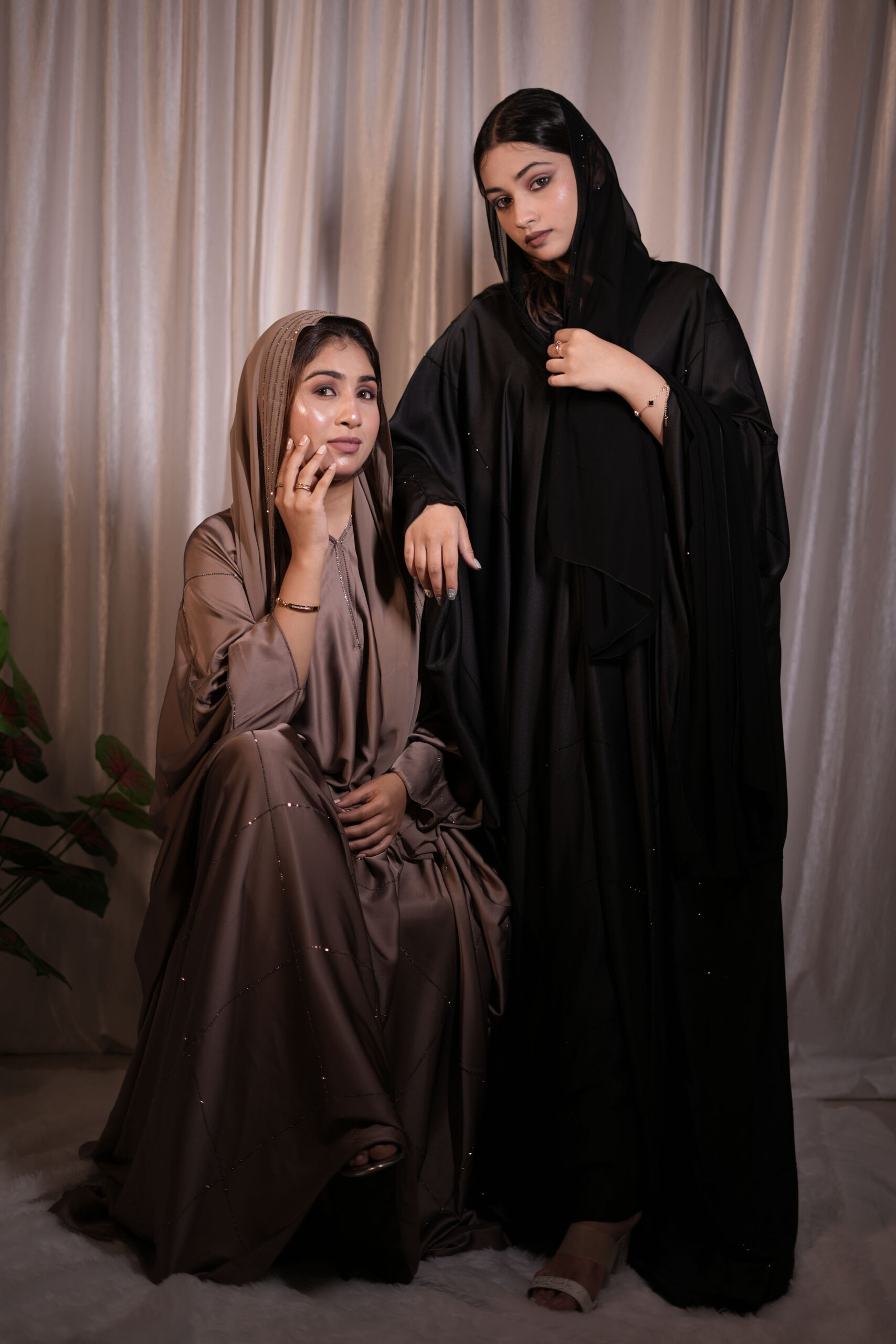 Minimalist Armani Silk Abaya Set – Mocha & Midnight Black - Image 4