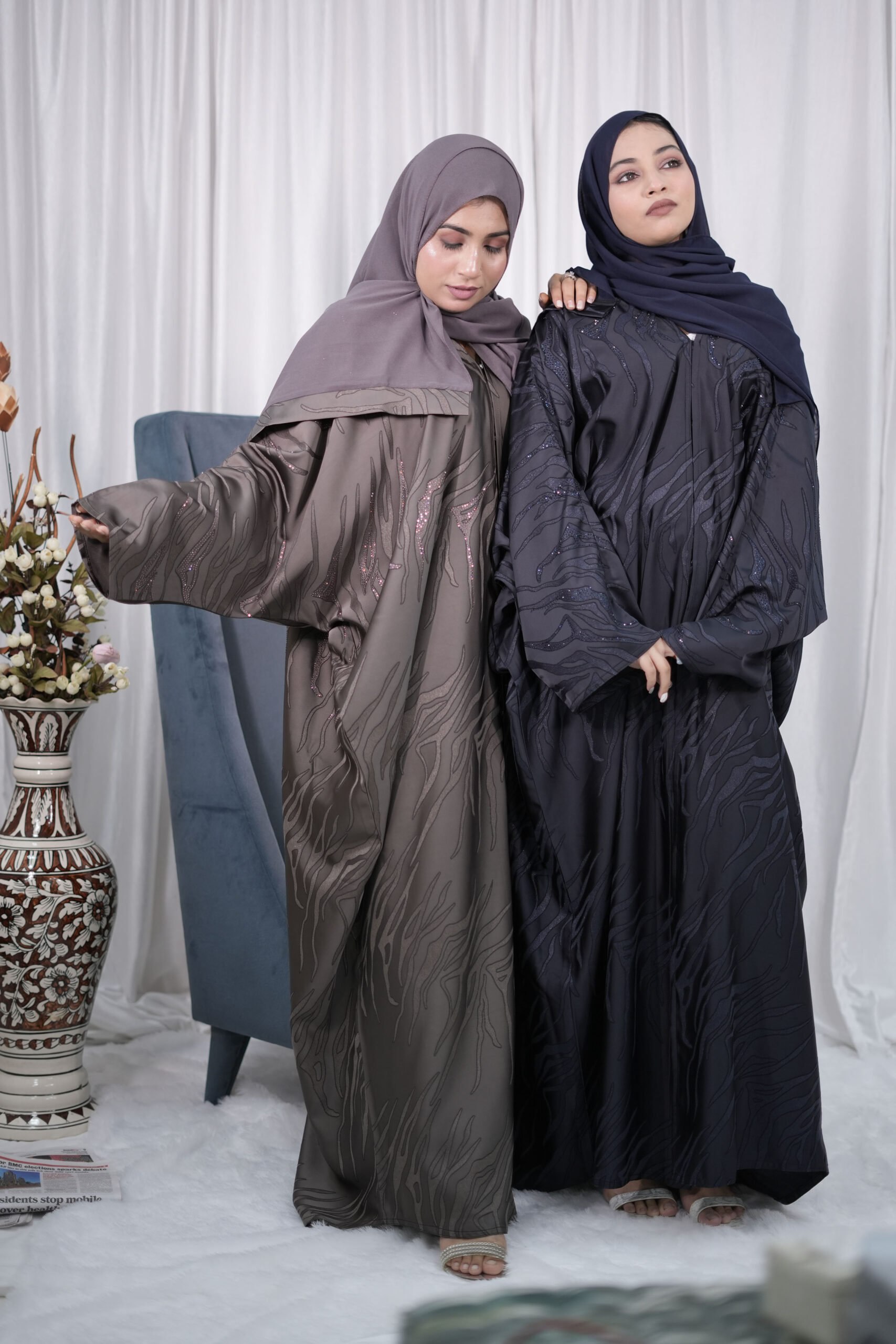 Elegant Ash Leaf Textured Farasha - Image 3