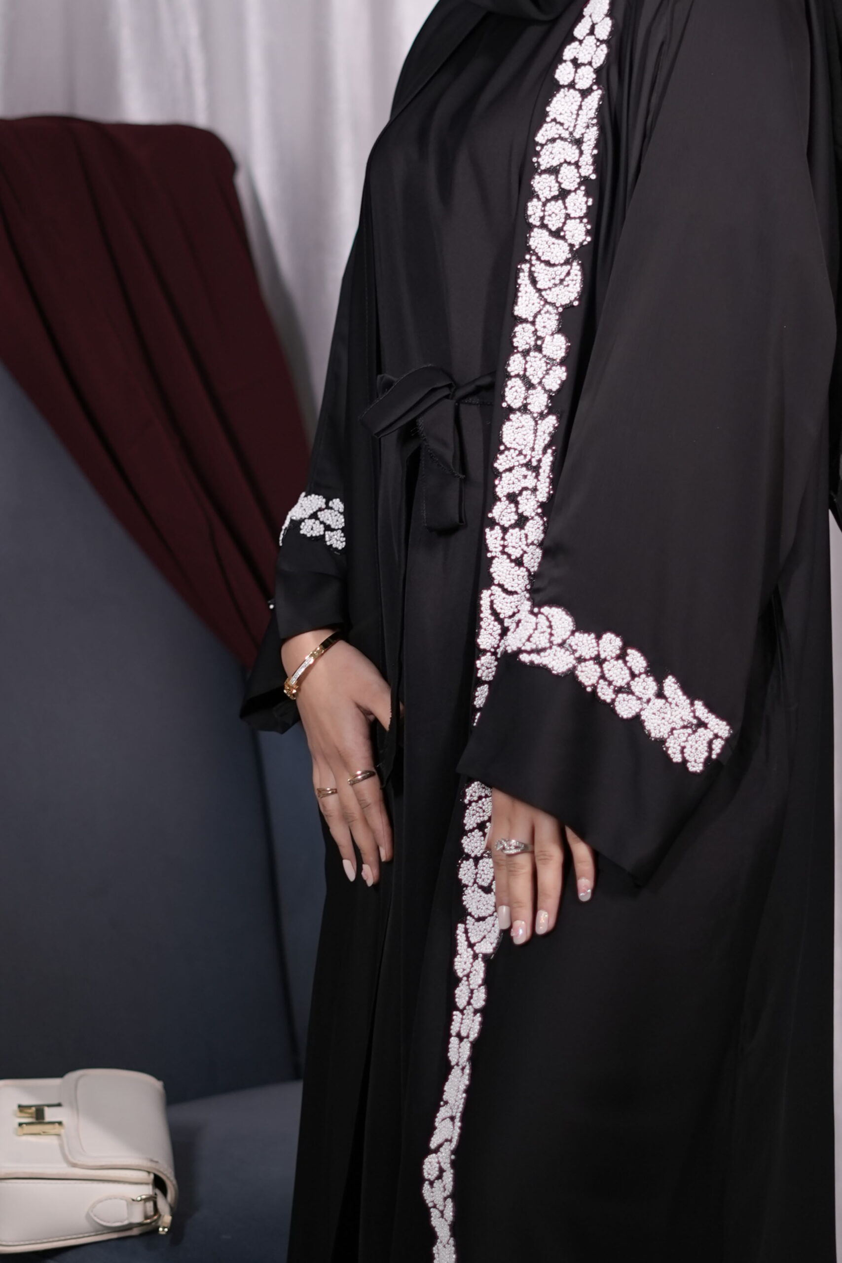 Black Abaya with White Floral Embroidered Trim - Image 4