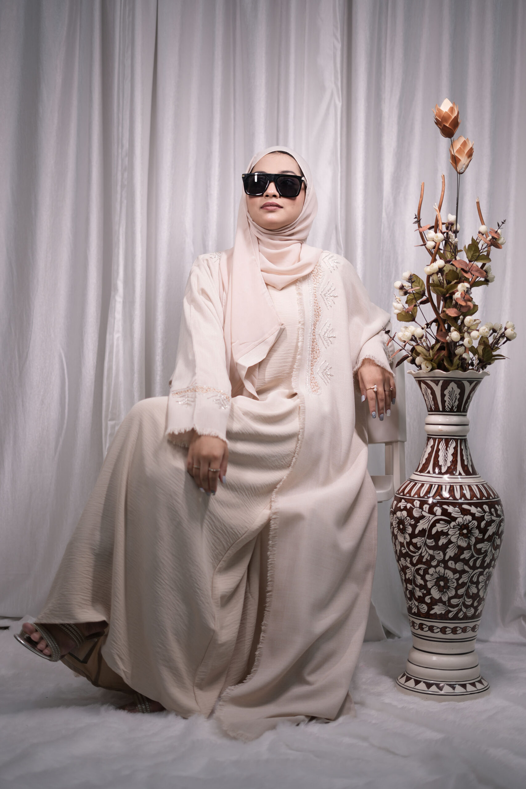 Beige Frayed-Edge Abaya
