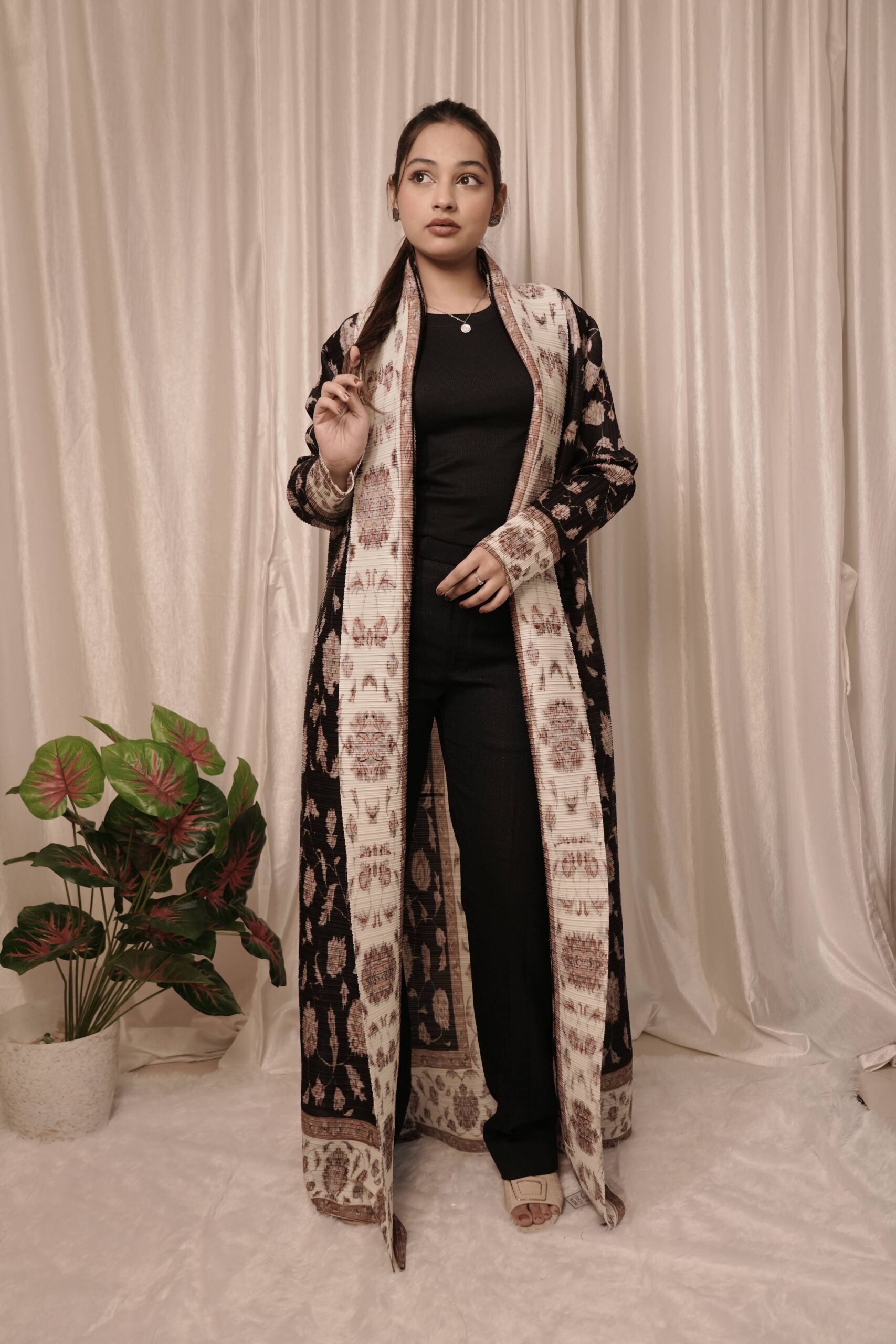 Shop Primary Image Shop Primary Image